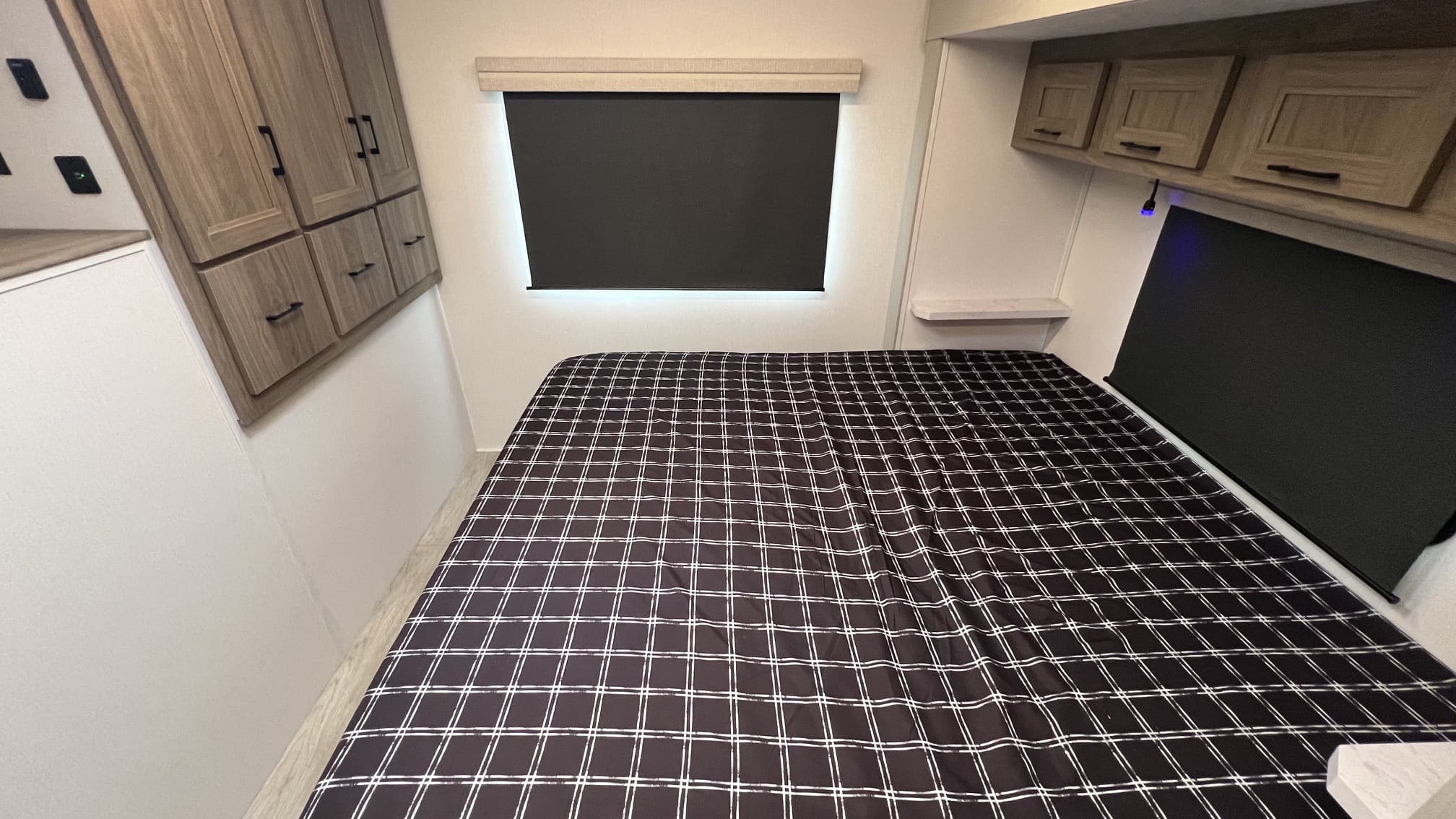 2025 FREEDOM EXPRESS 259FKDS by COACHMEN - Image 20