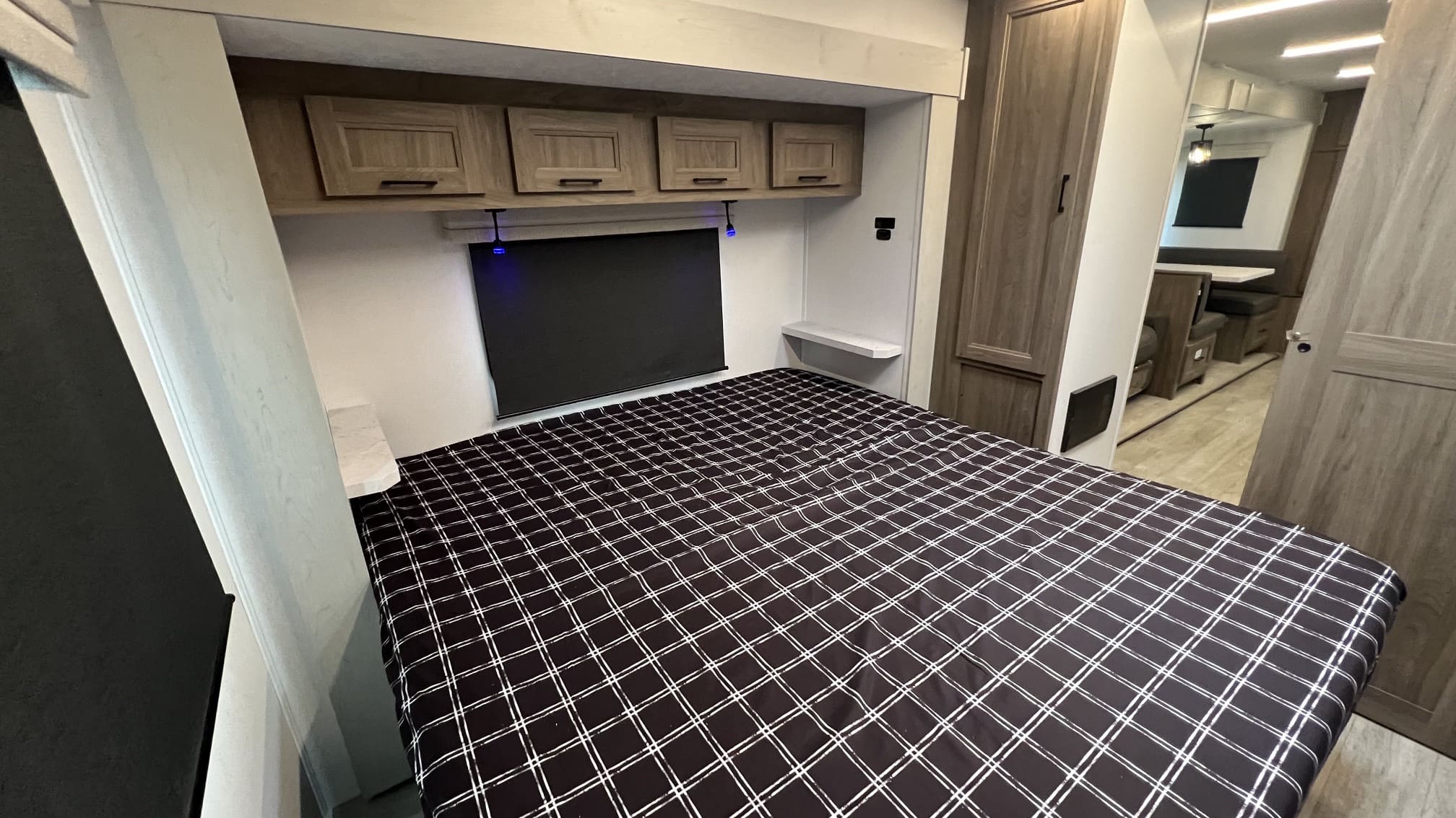 2025 FREEDOM EXPRESS 259FKDS by COACHMEN - Image 21