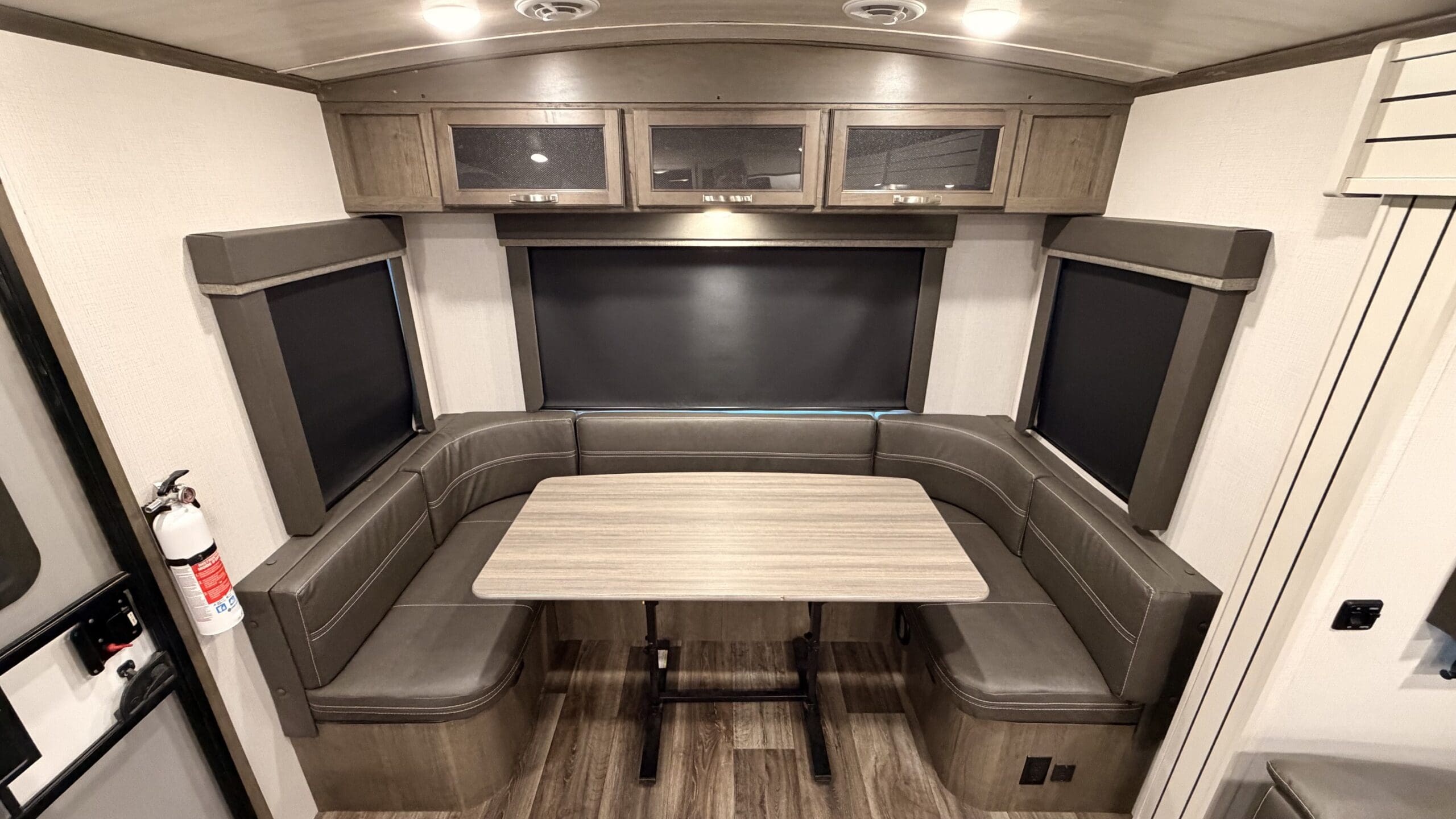 2022 COUGAR 25RDS by KEYSTONE - Image 10