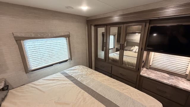 2022 ACE 29.5 by THOR MOTOR COACH - Image 31