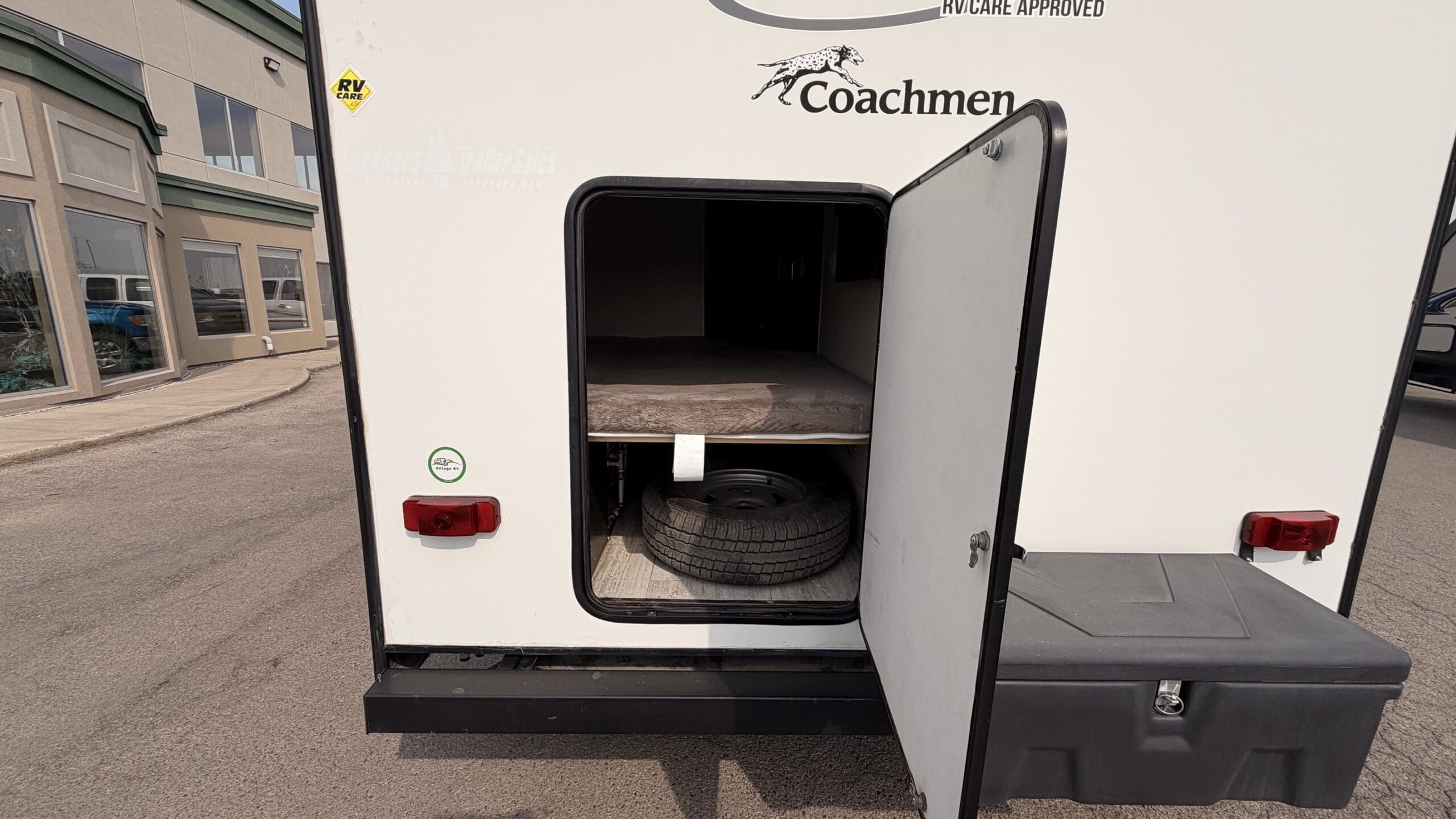2019 NORTHERN SPIRIT 2963BH by COACHMAN - Image 6
