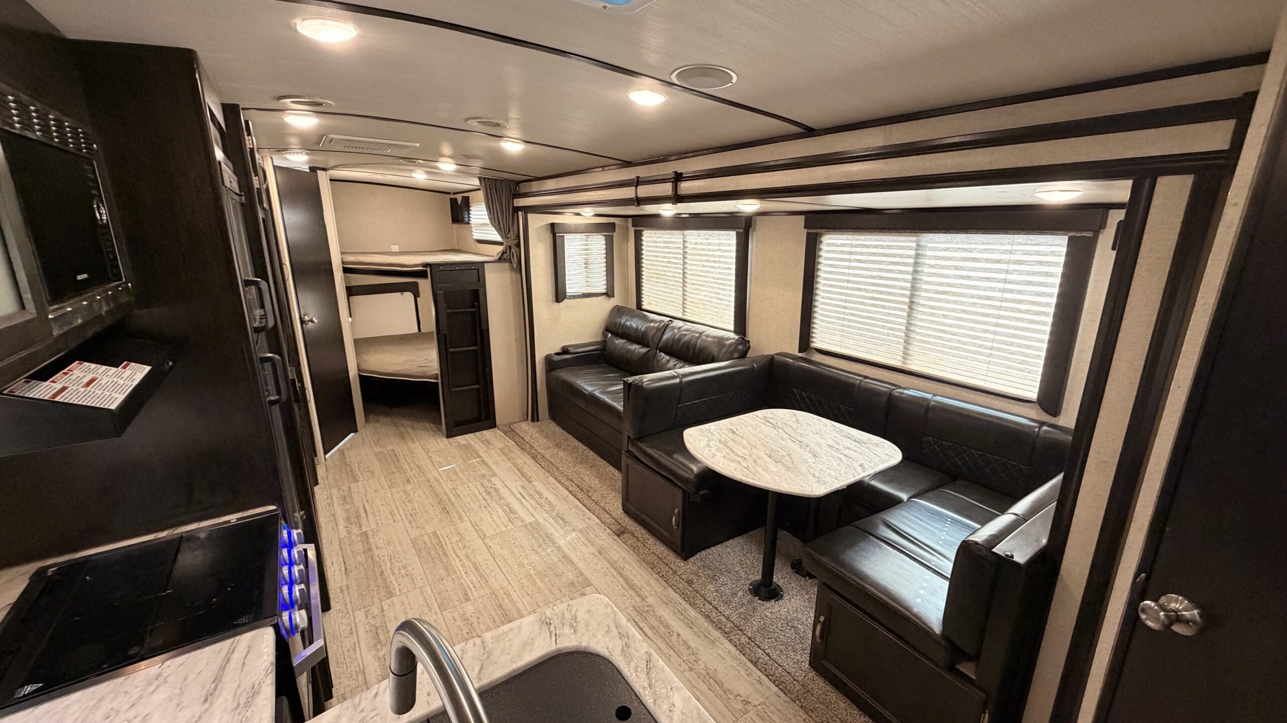 2019 NORTHERN SPIRIT 2963BH by COACHMAN - Image 9