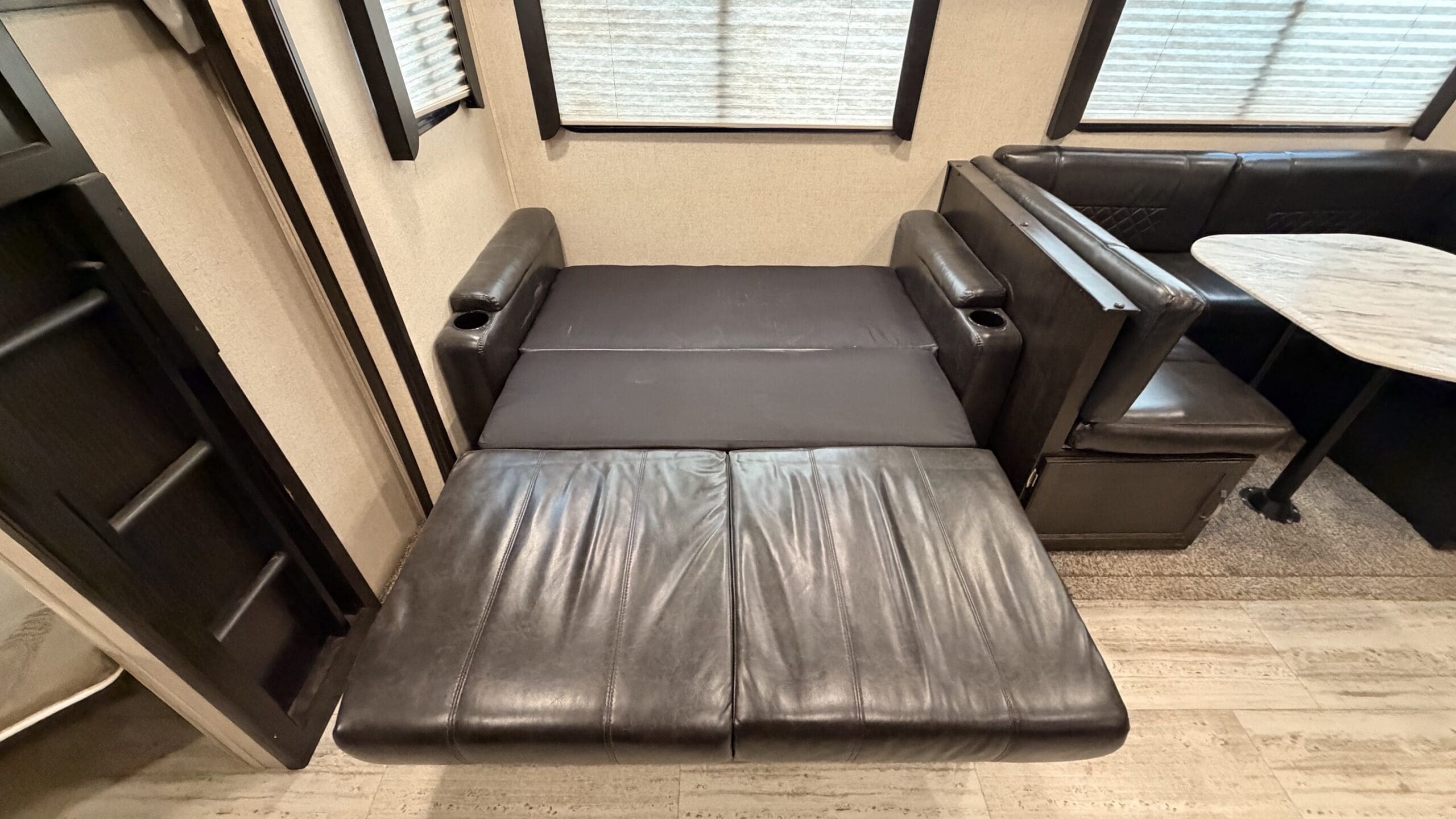 2019 NORTHERN SPIRIT 2963BH by COACHMAN - Image 19