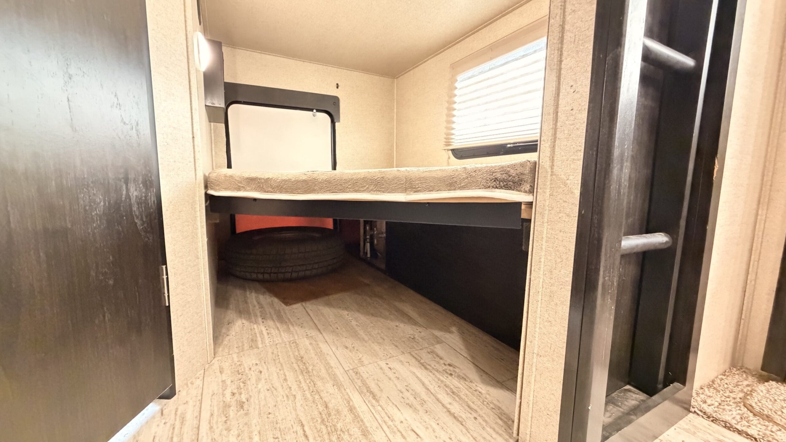 2019 NORTHERN SPIRIT 2963BH by COACHMAN - Image 23
