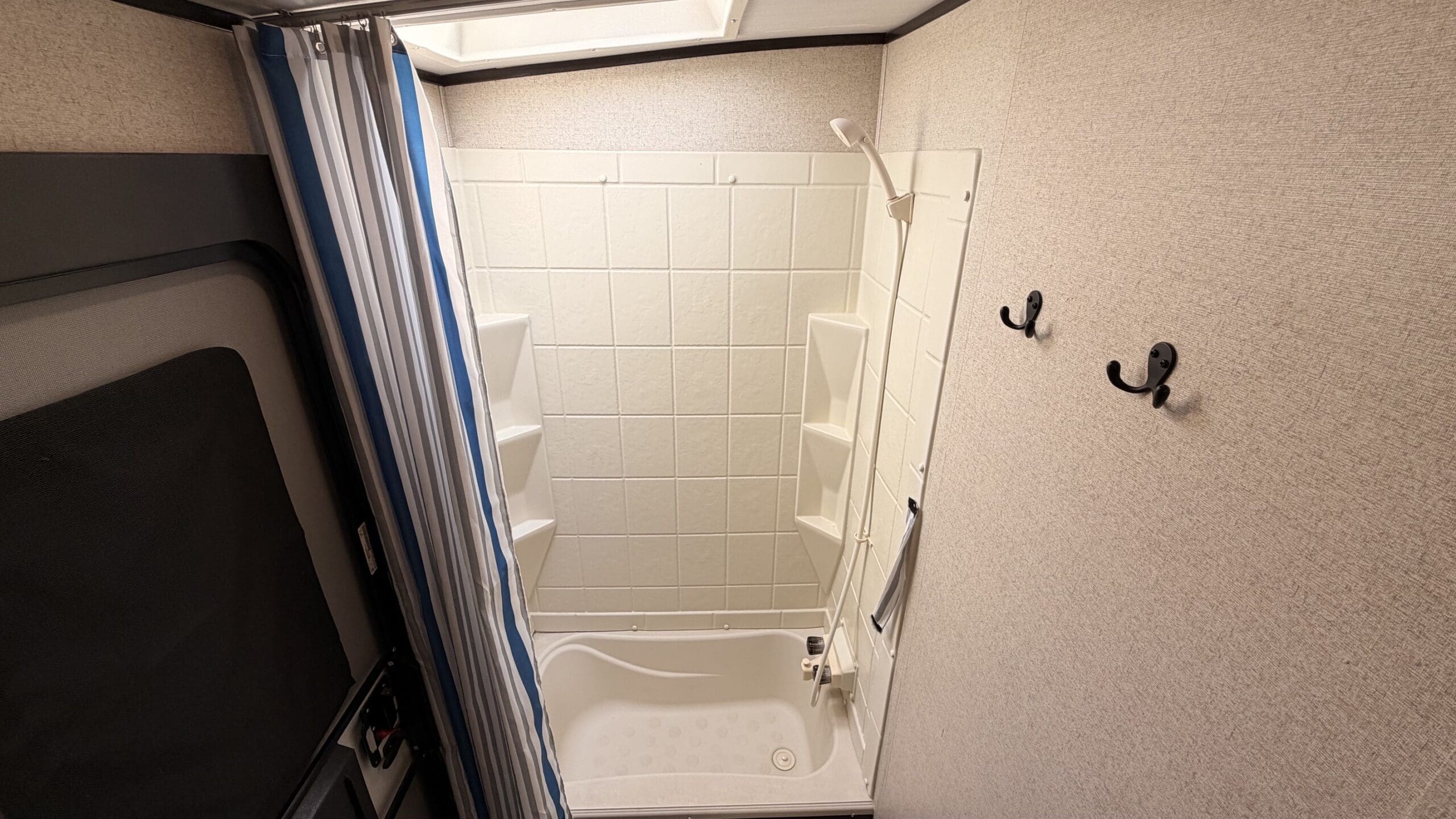 2019 NORTHERN SPIRIT 2963BH by COACHMAN - Image 25
