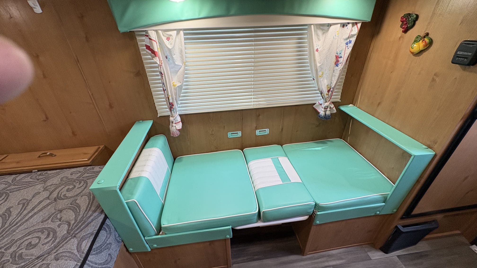 2021 RIVERSIDE RETRO 135 by GULFSTREAM - Image 12