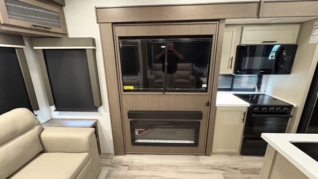 2027 COUGAR 360MBI by KEYSTONE - Image 11