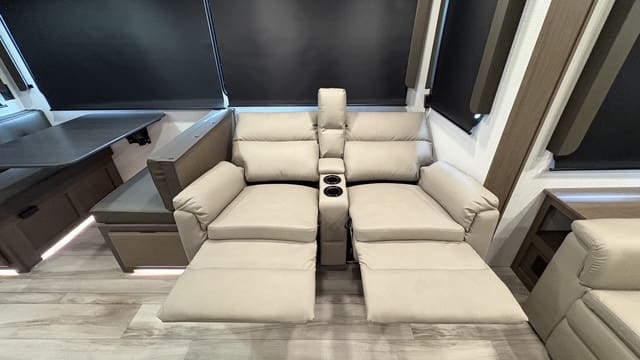2027 COUGAR 360MBI by KEYSTONE - Image 14