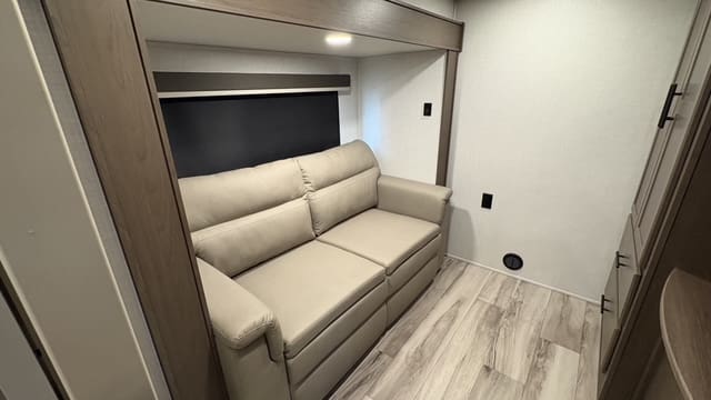 2027 COUGAR 360MBI by KEYSTONE - Image 20