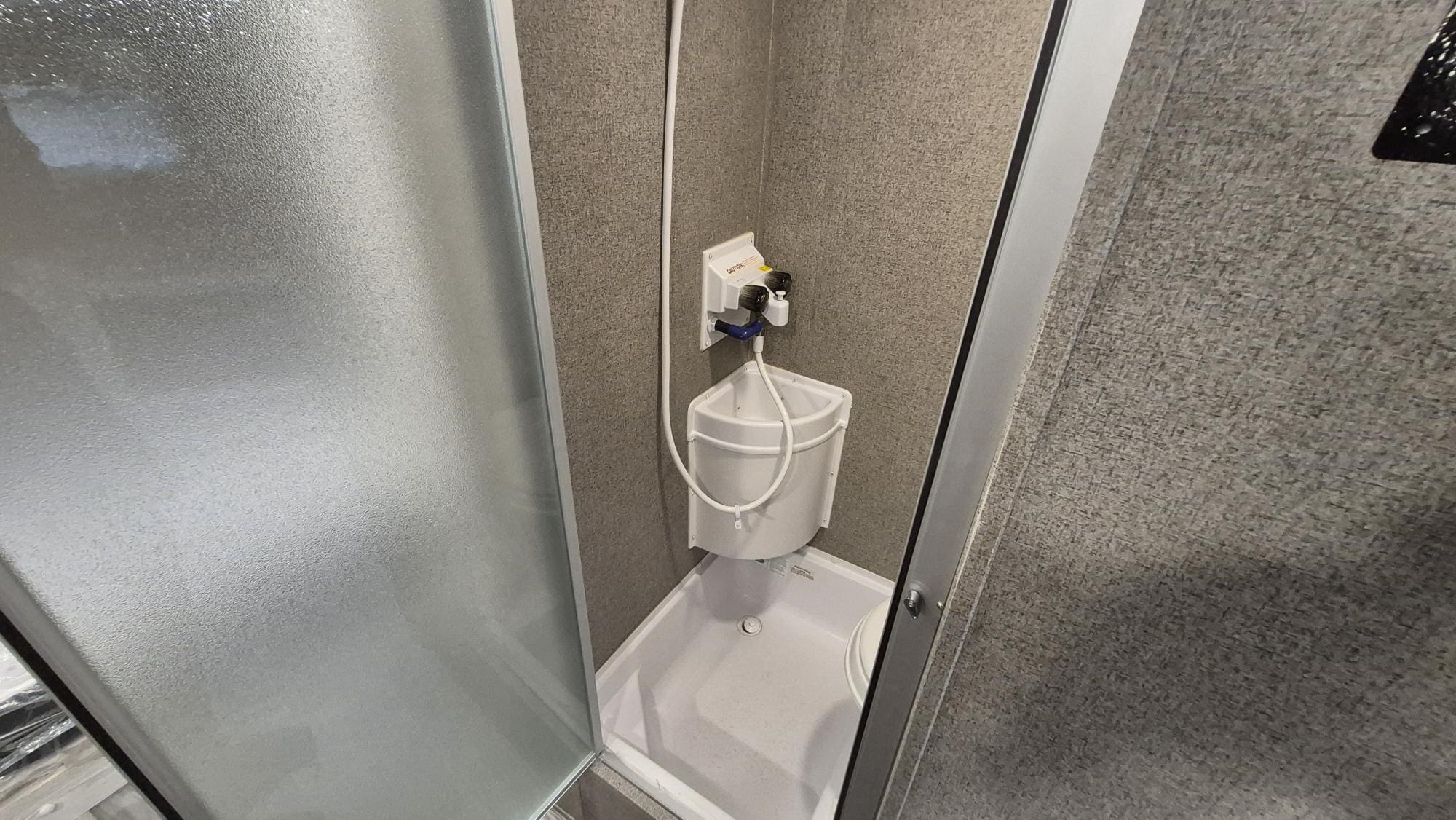 2019 GEO PRO 17RK by FOREST RIVER - Image 12