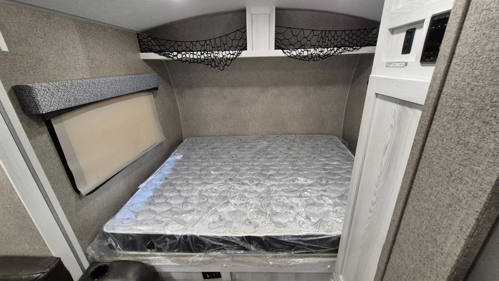 2019 GEO PRO 17RK by FOREST RIVER - Image 19