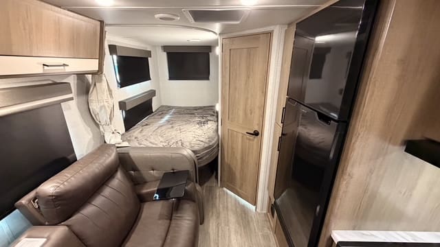 2023 IMAGINE XLS21BHE by GRAND DESIGN - Image 14