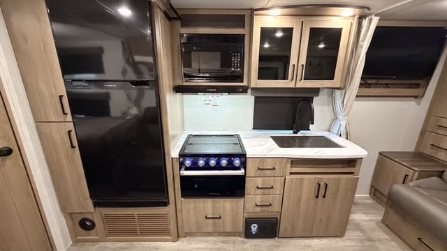 2023 IMAGINE XLS21BHE by GRAND DESIGN - Image 15