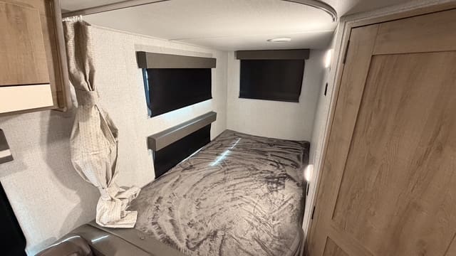 2023 IMAGINE XLS21BHE by GRAND DESIGN - Image 16