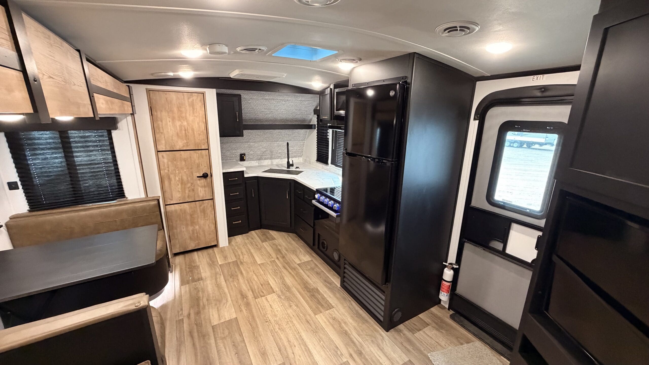 2023 OUTBACK 271UFK by KEYSTONE - Image 13