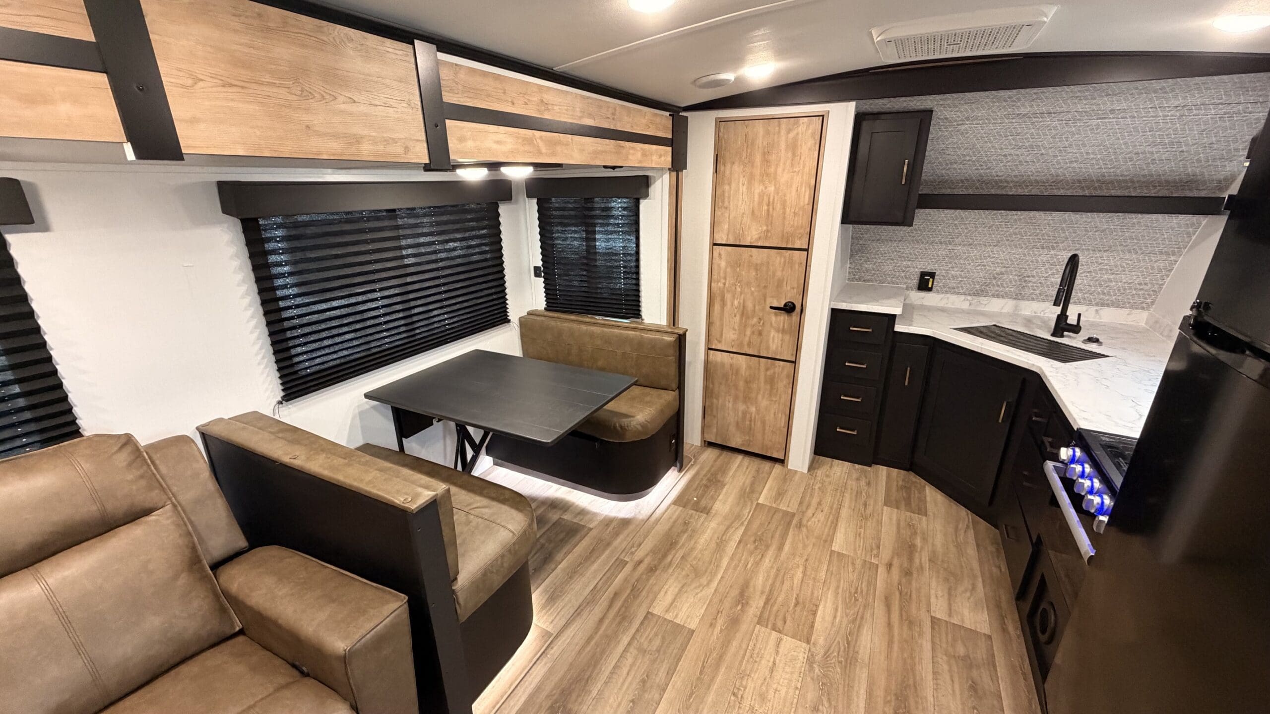 2023 OUTBACK 271UFK by KEYSTONE - Image 14