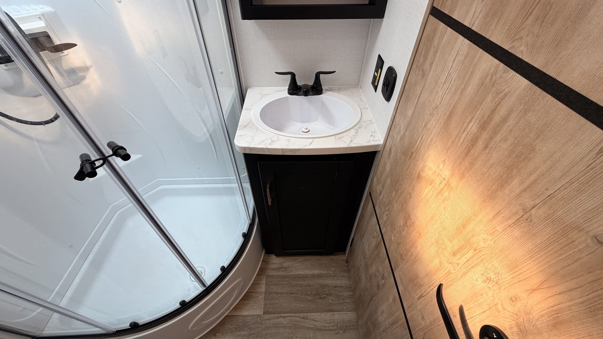 2023 OUTBACK 271UFK by KEYSTONE - Image 23