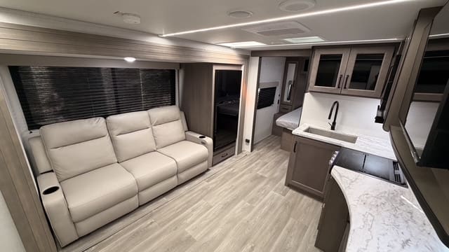 2024 TRANSCEND 221RB by GRAND DESIGN - Image 9