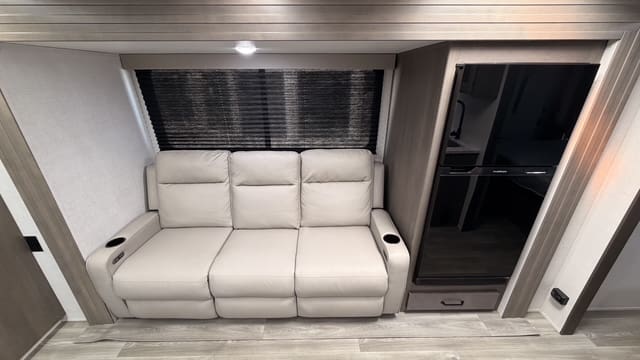 2024 TRANSCEND 221RB by GRAND DESIGN - Image 13