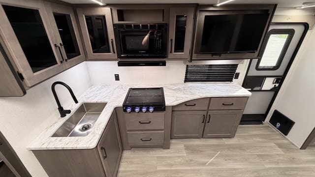 2024 TRANSCEND 221RB by GRAND DESIGN - Image 14