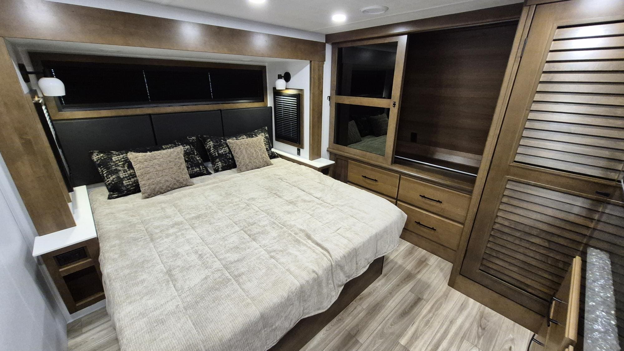 2026 MONTANA 3100RL by KEYSTONE - Image 23