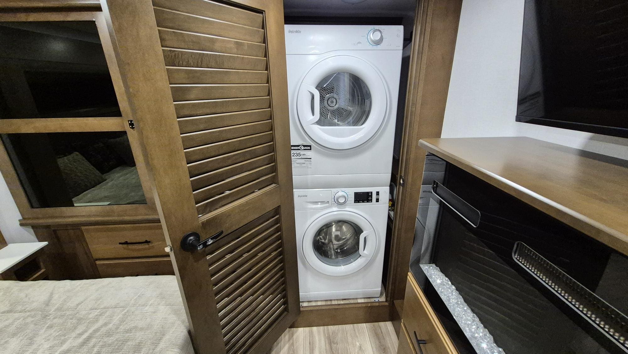 2026 MONTANA 3100RL by KEYSTONE - Image 28