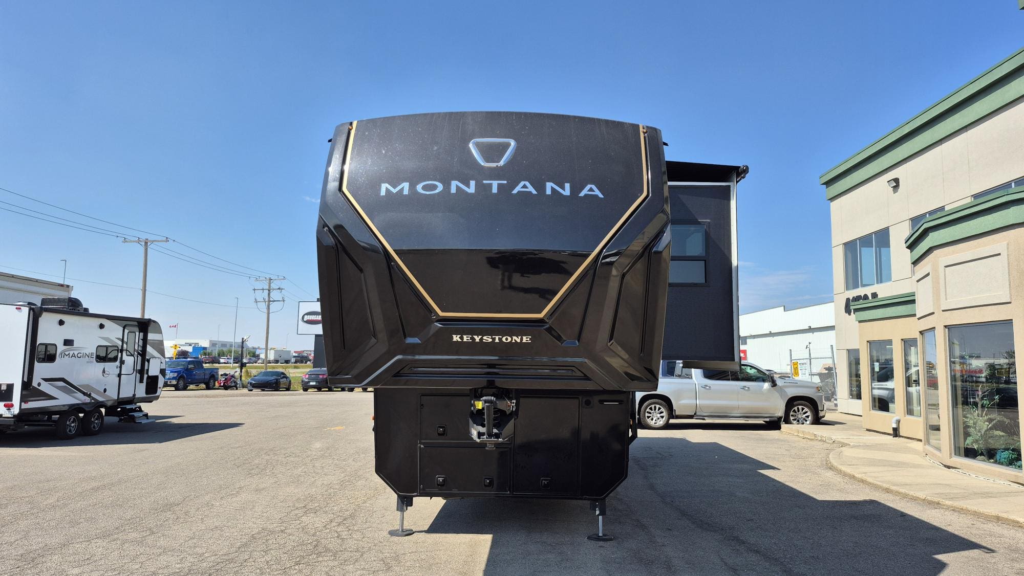 2026 MONTANA 3100RL by KEYSTONE - Image 3