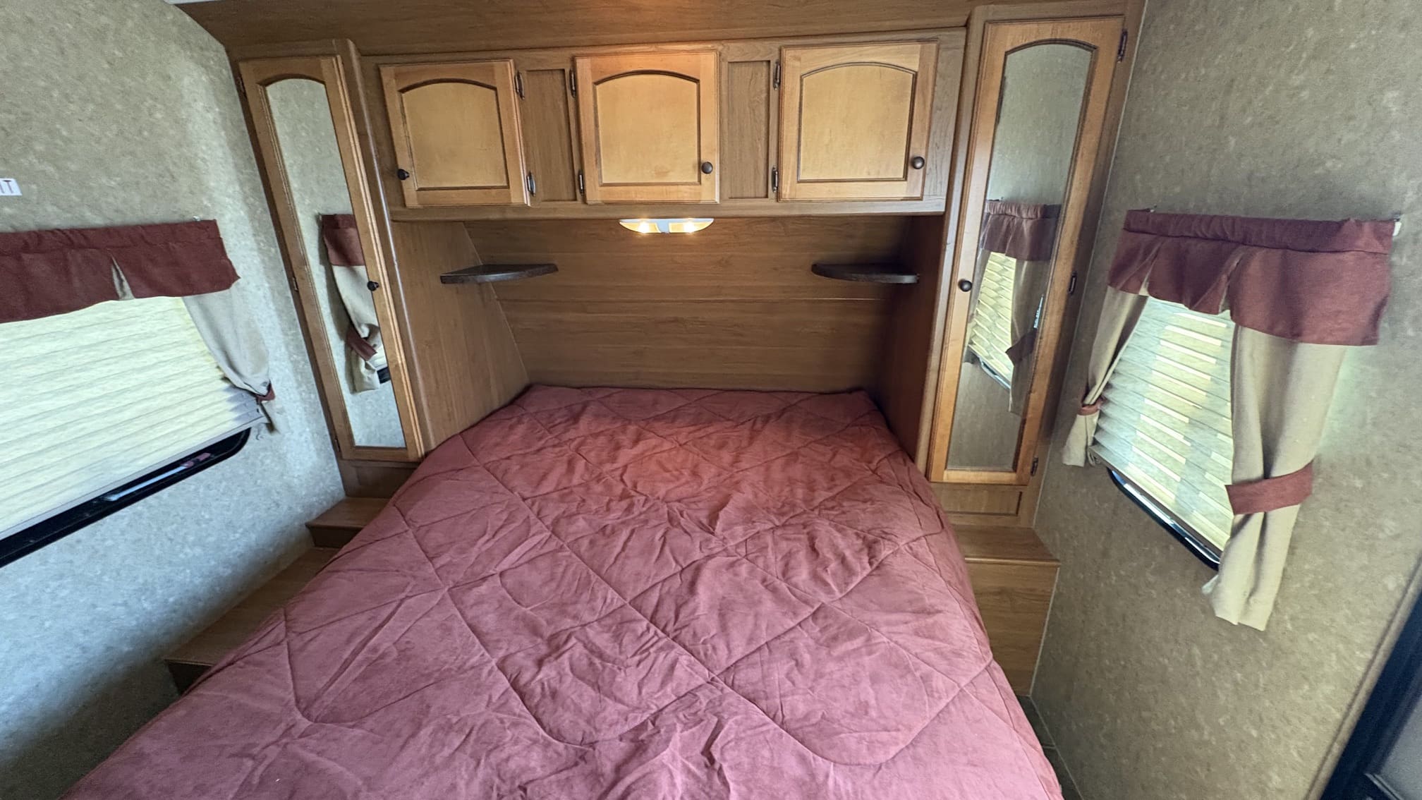 2014 SUNSET TRAIL 33BD by HEARTLAND - Image 23