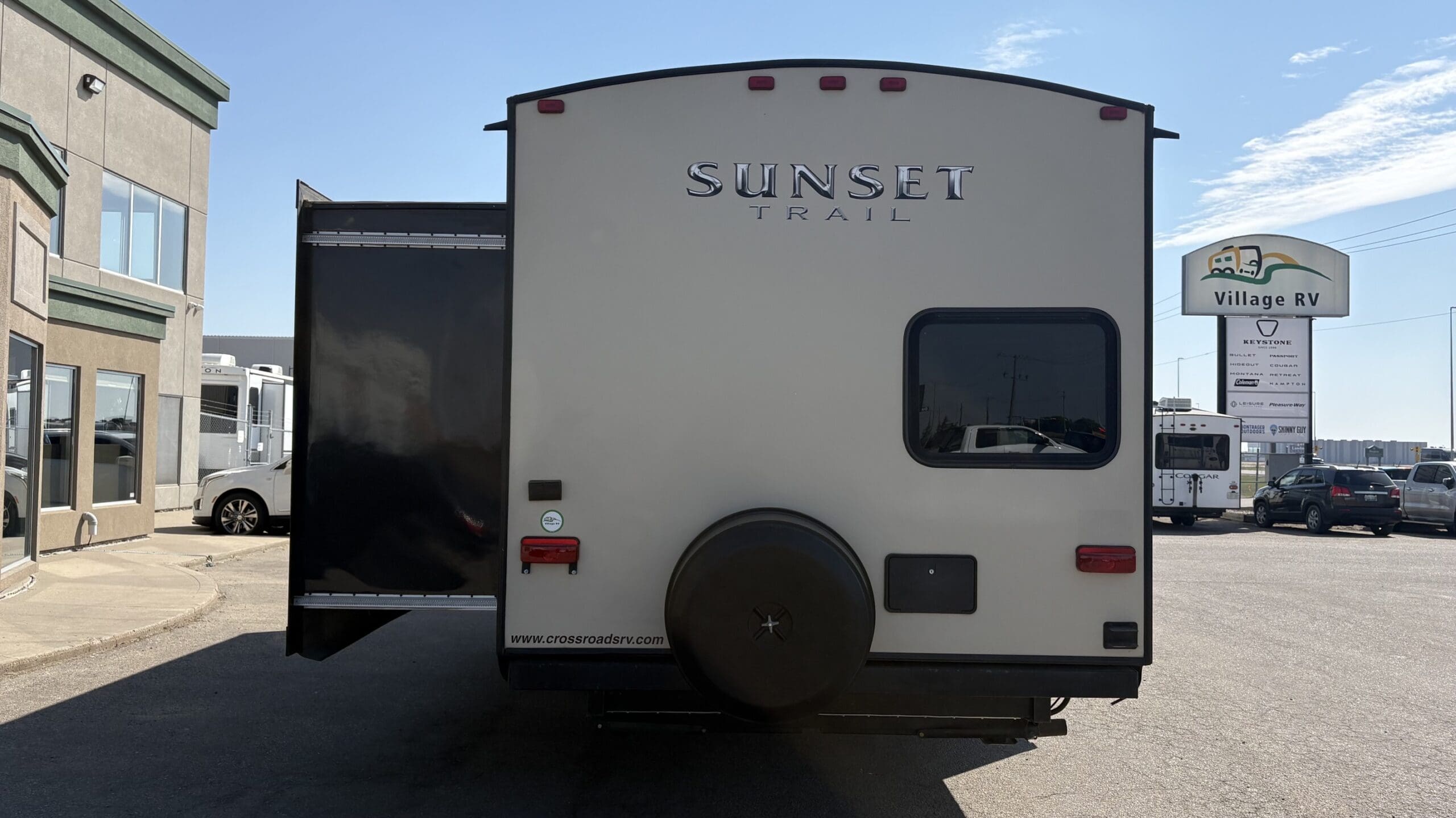 2014 SUNSET TRAIL 33BD by HEARTLAND - Image 5