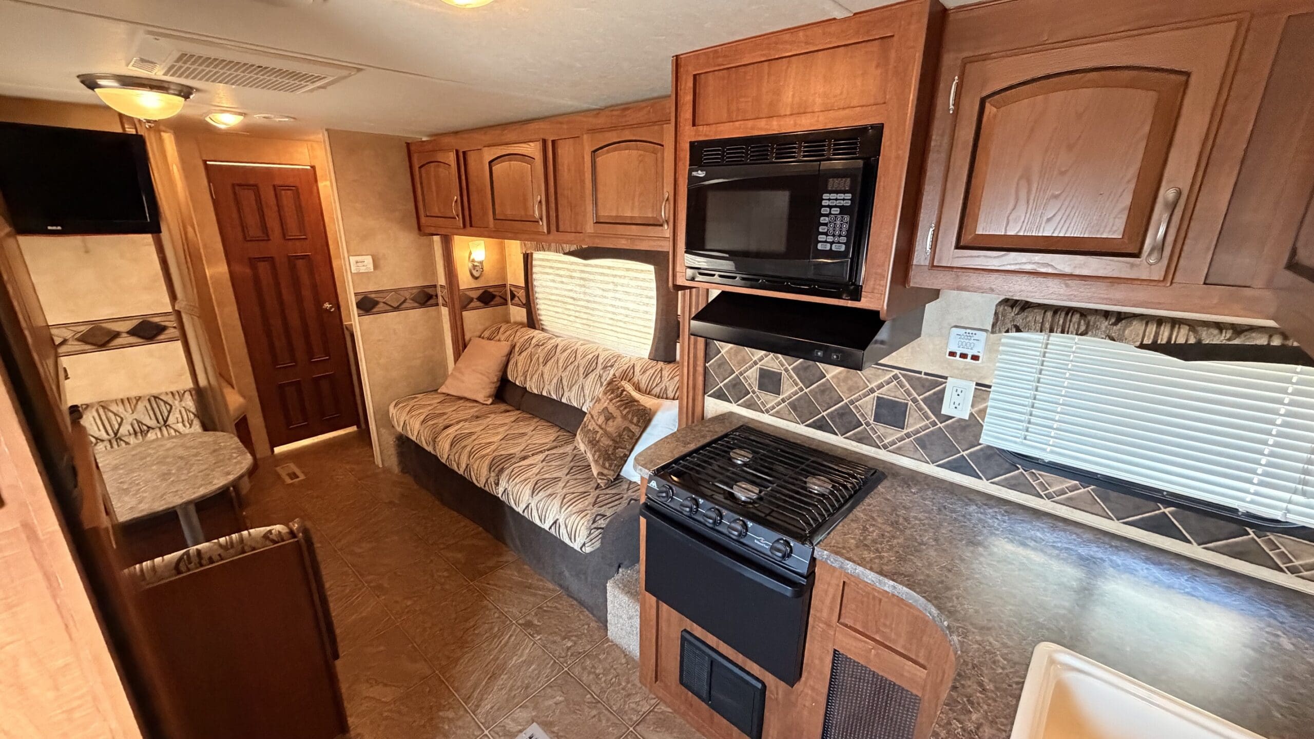 2011 JAY FLIGHT  29BHS by JAYCO - Image 10