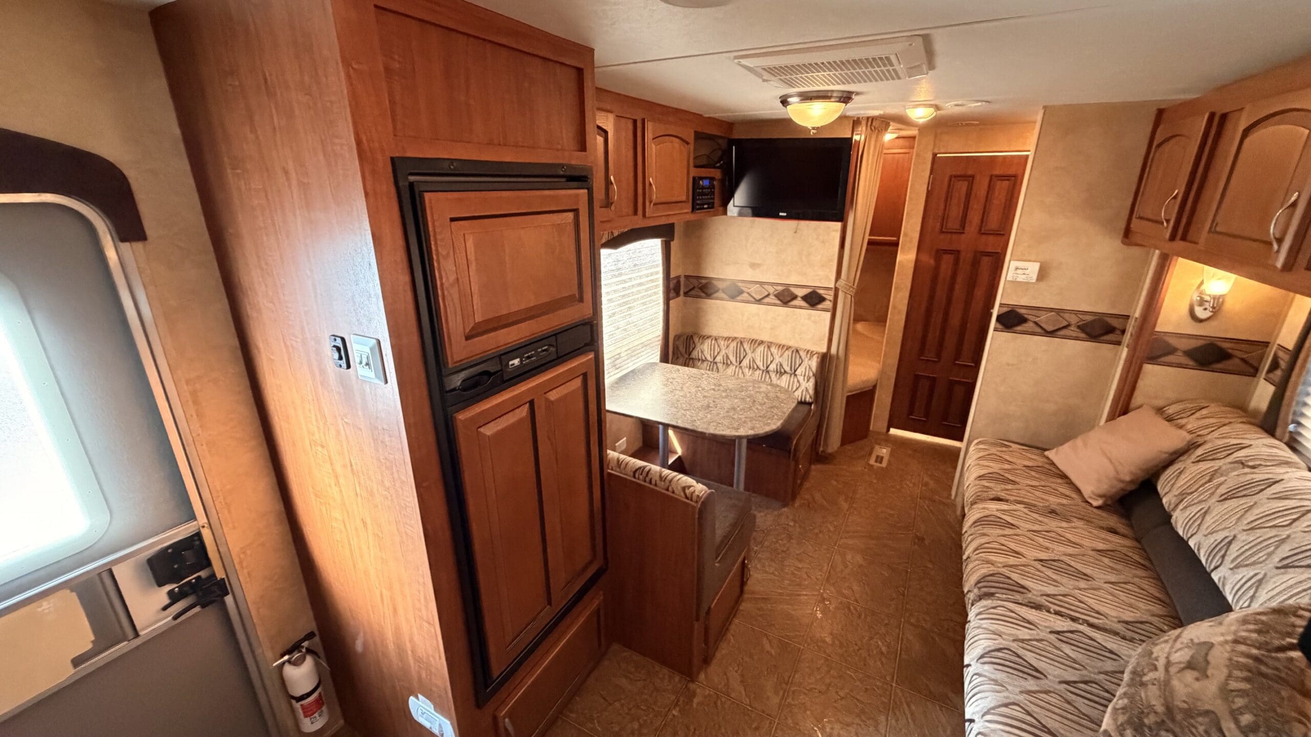 2011 JAY FLIGHT  29BHS by JAYCO - Image 11