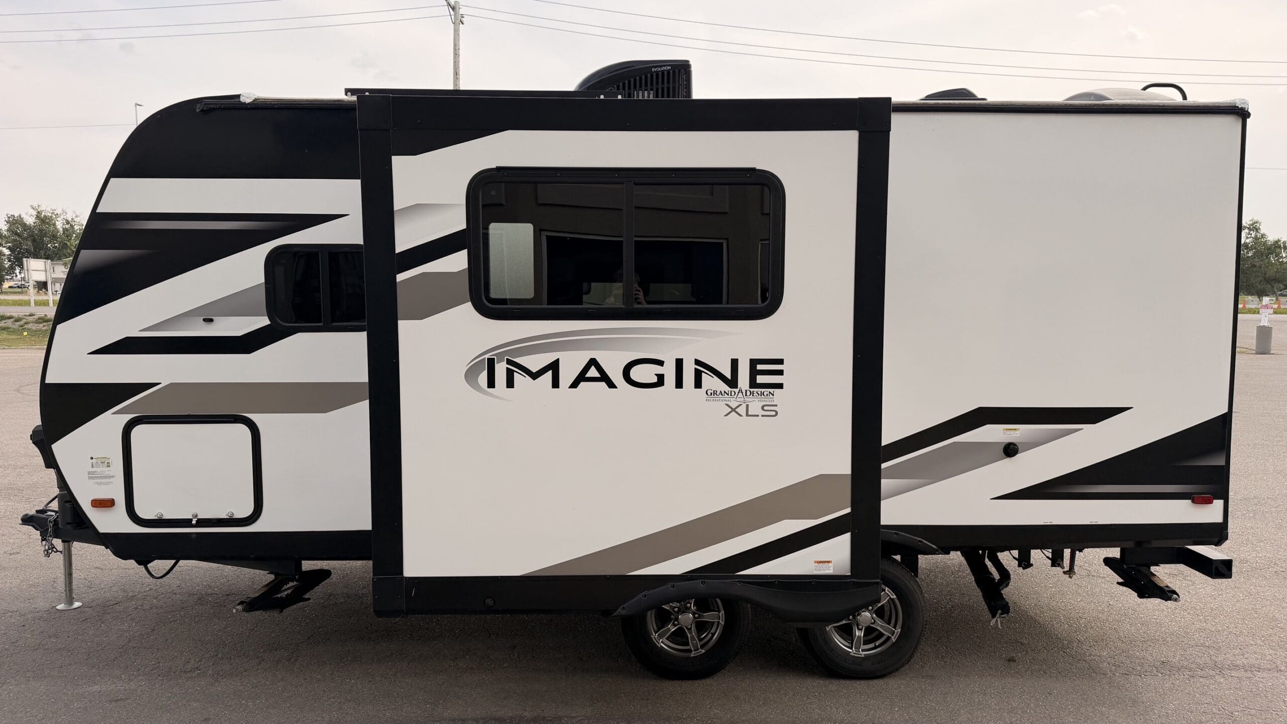 2023 IMAGINE 17MKE by GRAND DESIGN - Image 4