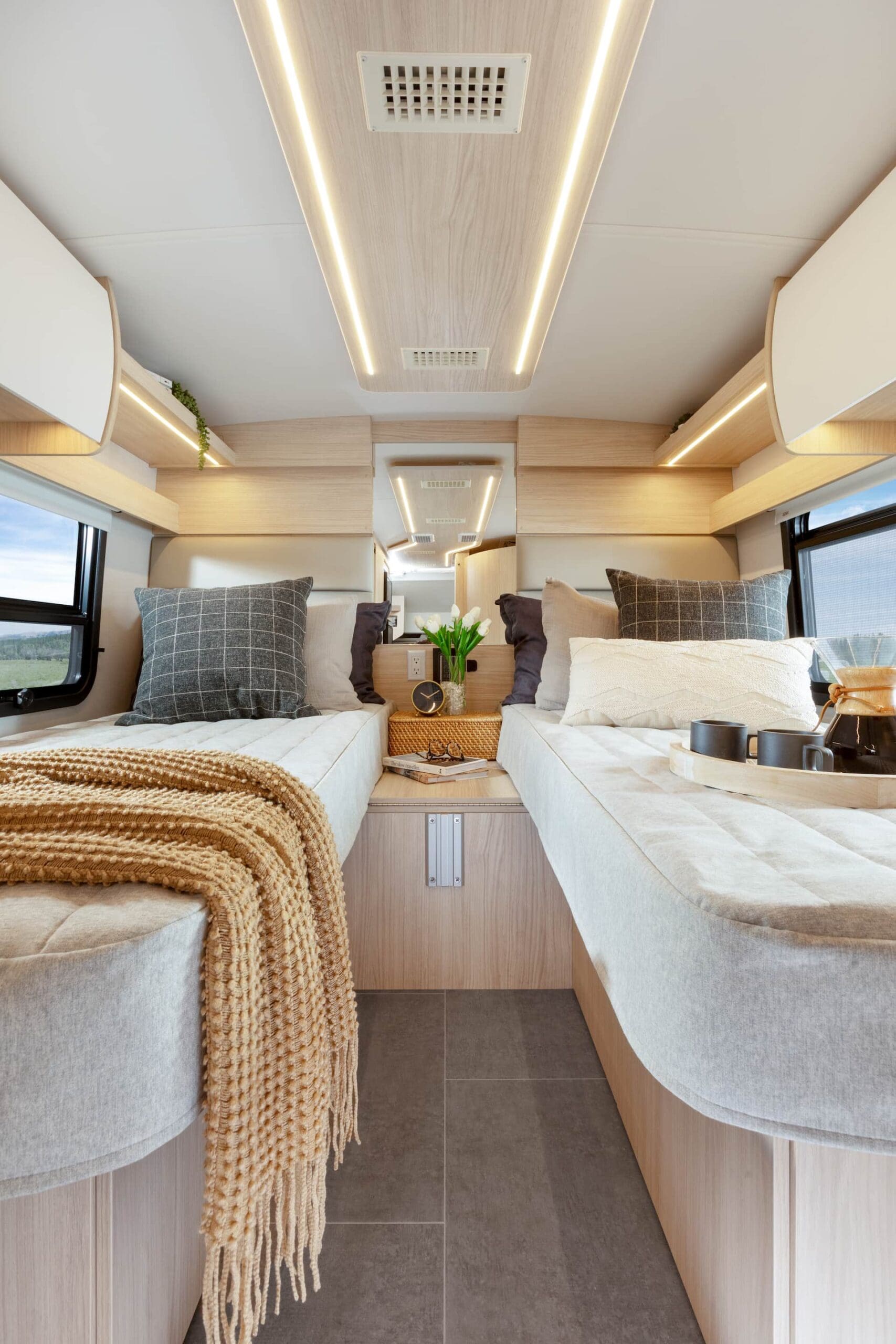 2027 WONDER W24RTB by TRIPLE E CANADA - Image 3