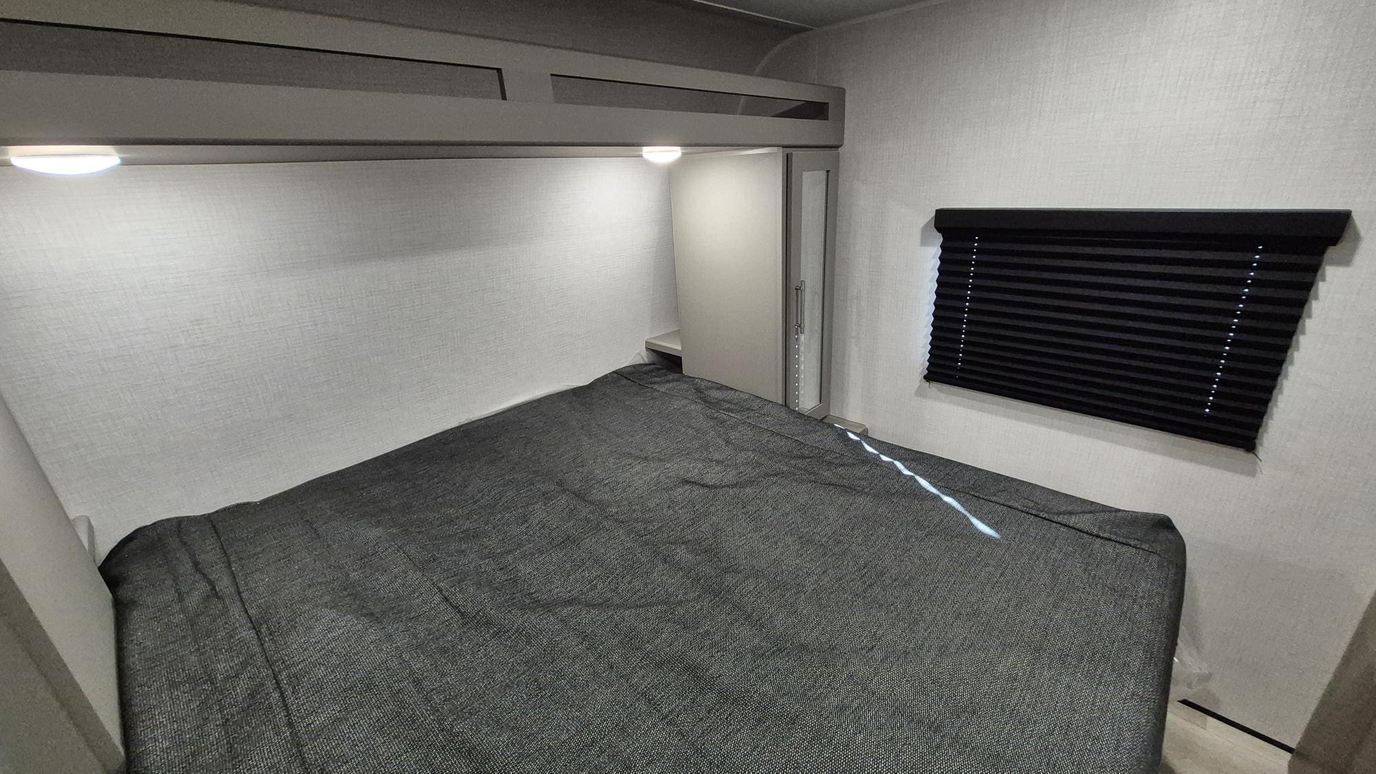 2027 HIDEOUT 234MLS by KEYSTONE - Image 17