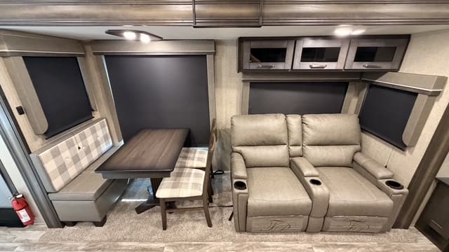 2021 REFLECTION 337RL by GRAND DESIGN - Image 16