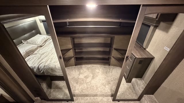 2021 REFLECTION 337RL by GRAND DESIGN - Image 33