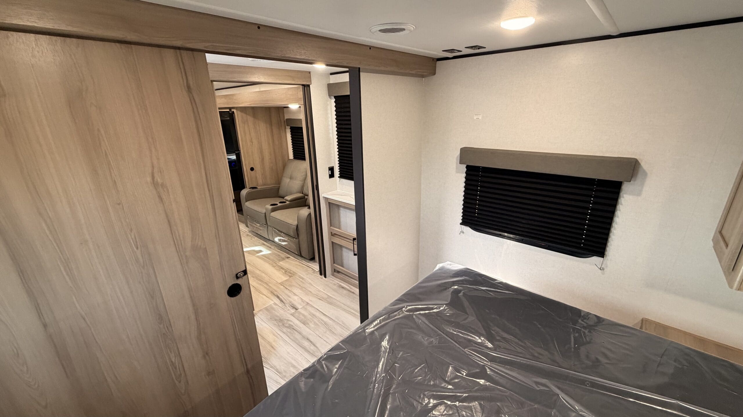 2027 COLEMAN 21RX by KEYSTONE - Image 25