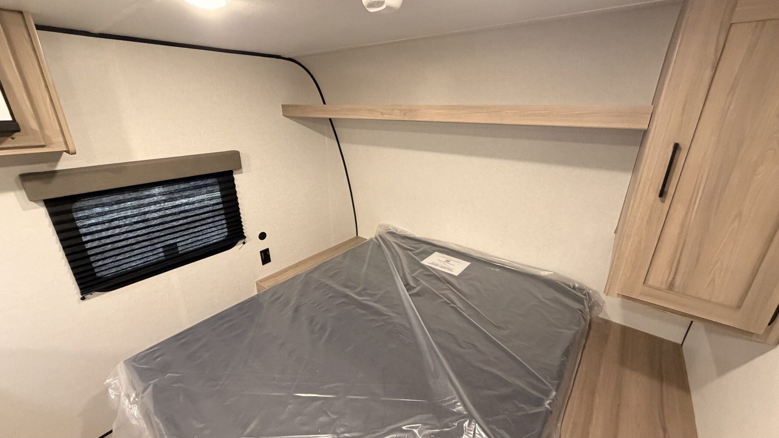 2027 COLEMAN 17R by KEYSTONE - Image 22