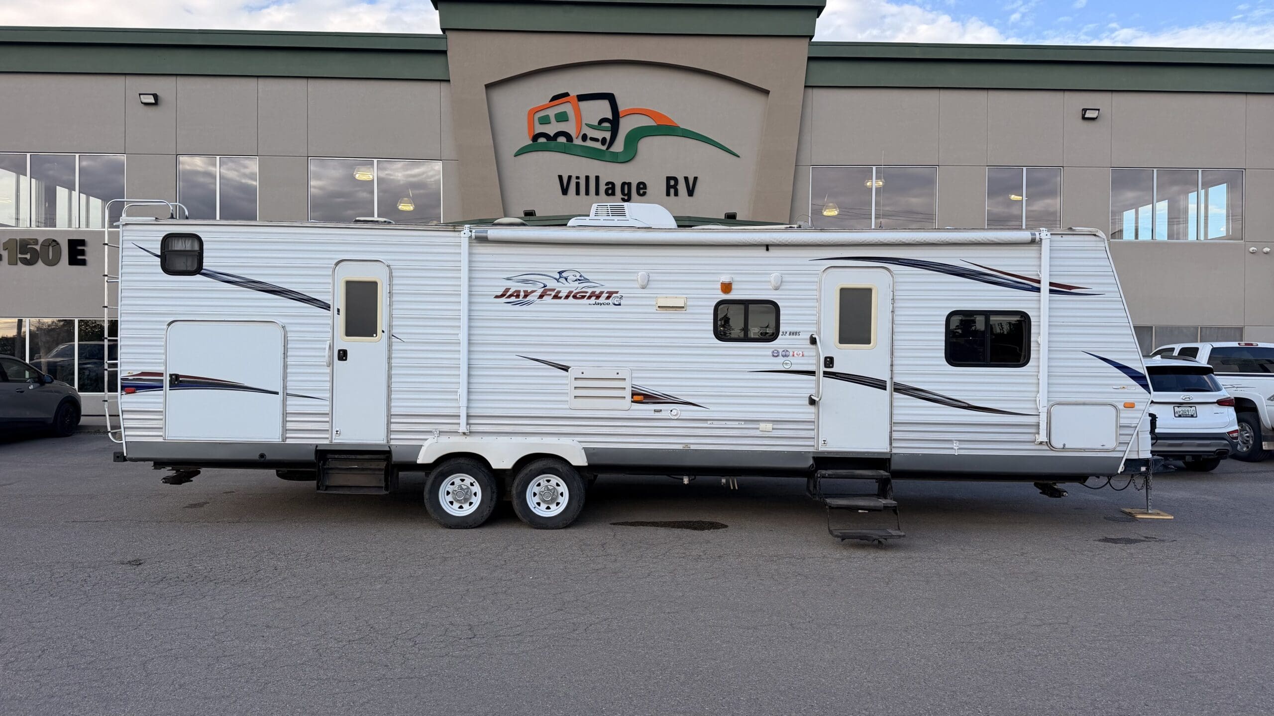 2010 JAYFLIGHT 32BHDS by JAYCO