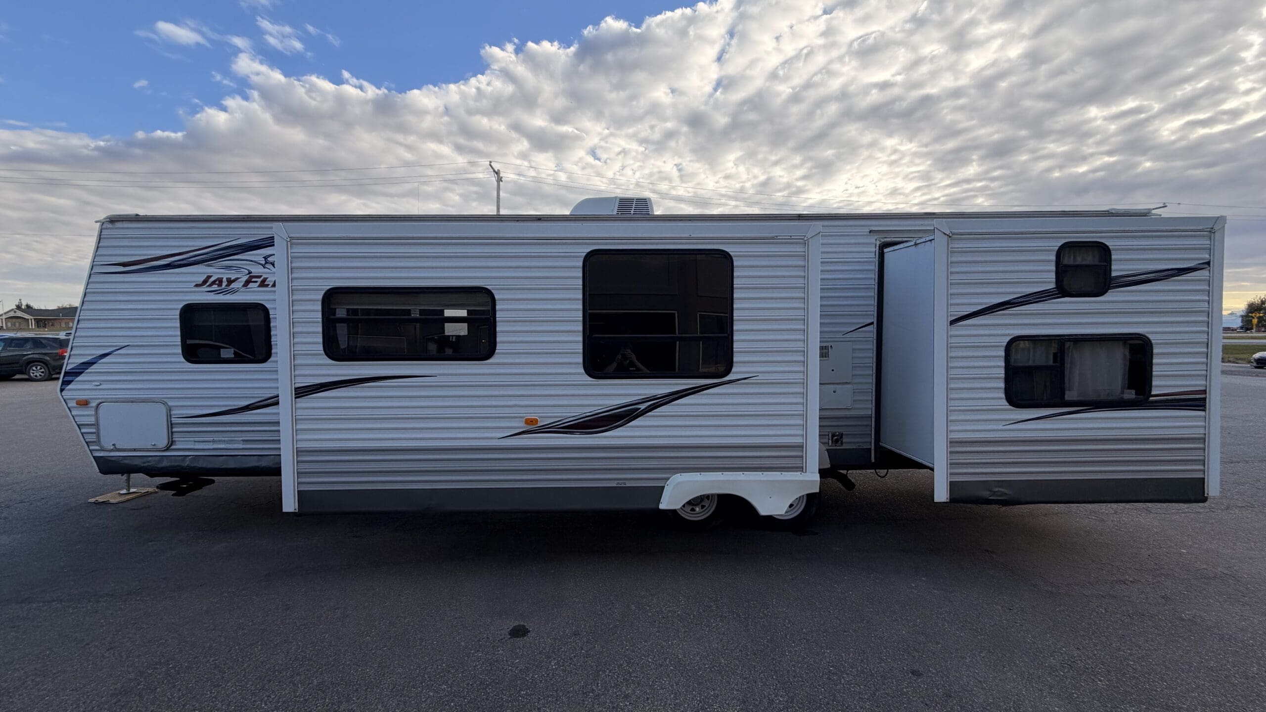 2010 JAYFLIGHT 32BHDS by JAYCO - Image 4