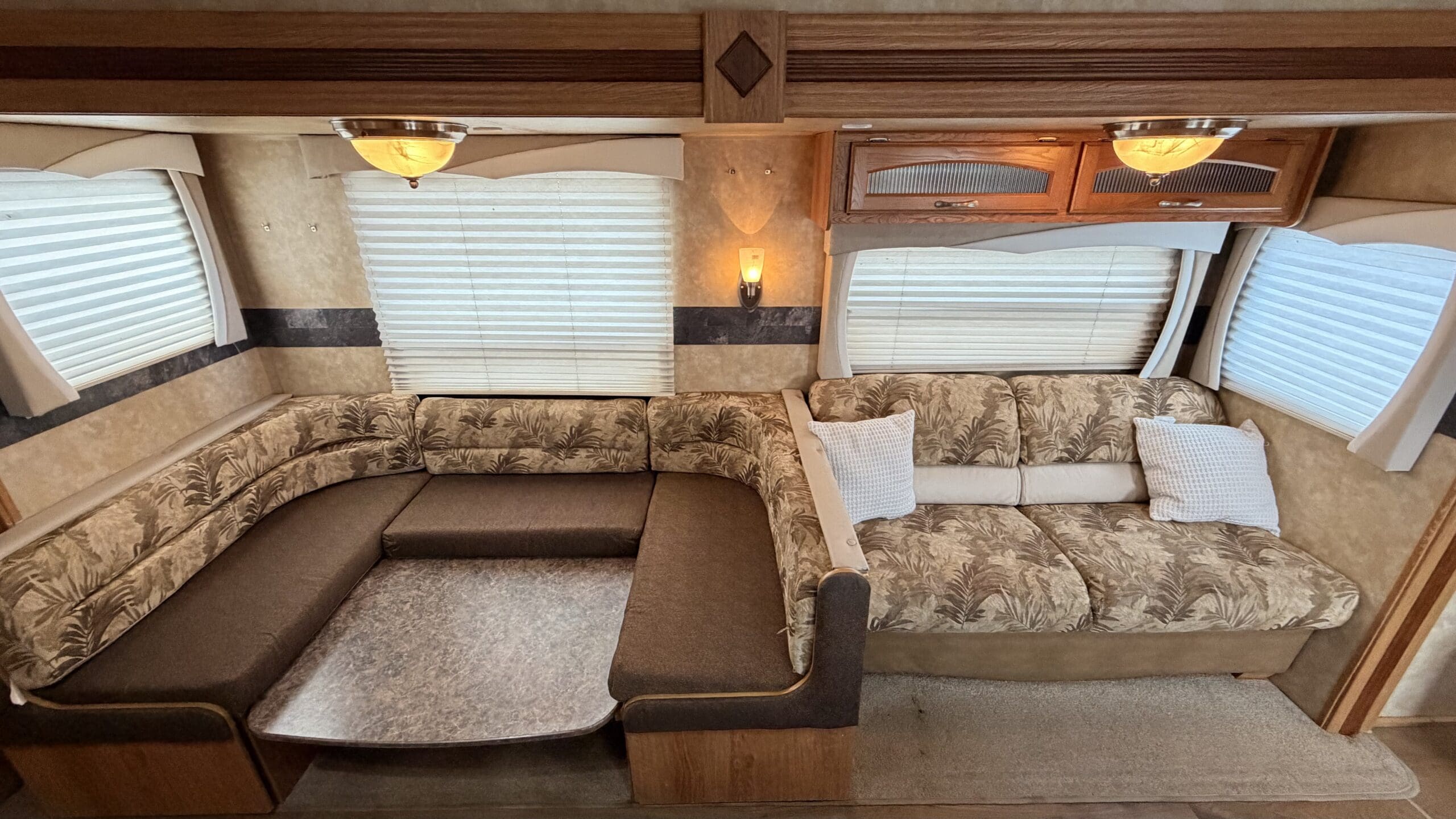 2010 JAYFLIGHT 32BHDS by JAYCO - Image 9