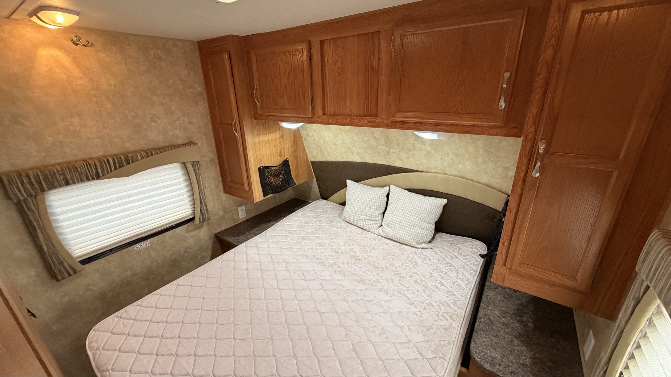 2010 JAYFLIGHT 32BHDS by JAYCO - Image 34
