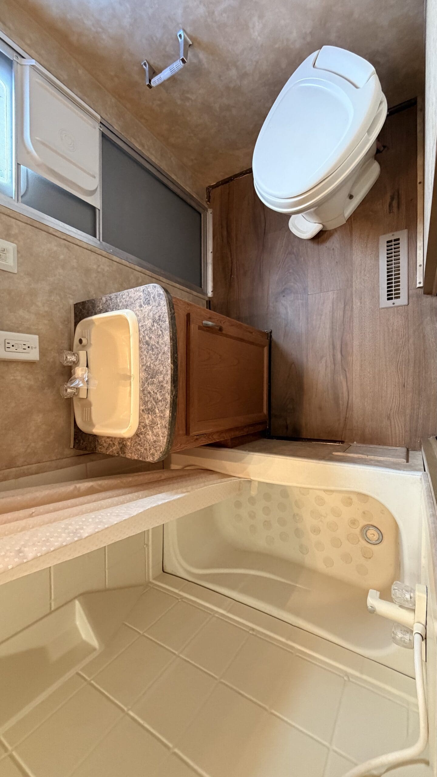 2010 JAYFLIGHT 32BHDS by JAYCO - Image 20