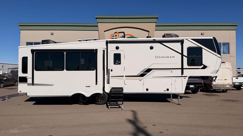 2027 COUGAR 316RLS by KEYSTONE