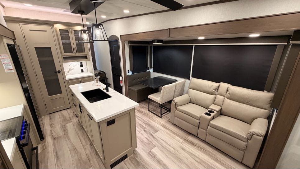 2027 COUGAR 316RLS by KEYSTONE - Image 16