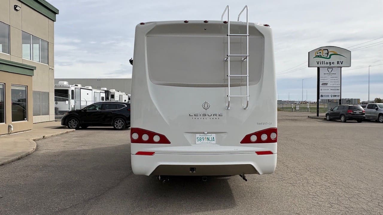 2016 UNITY U24MB by TRIPLE E CANADA - Image 3